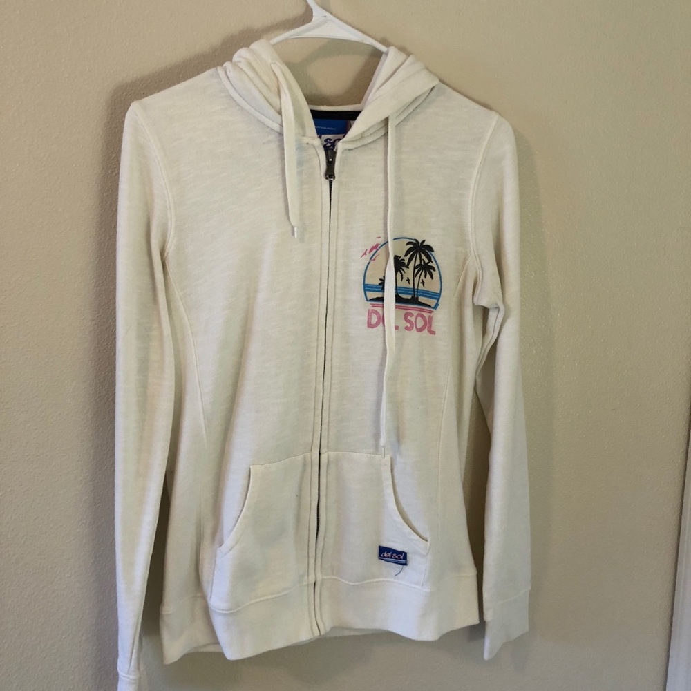 Sweatshirts, shirts, and drop tops. - Picture 2 of 8